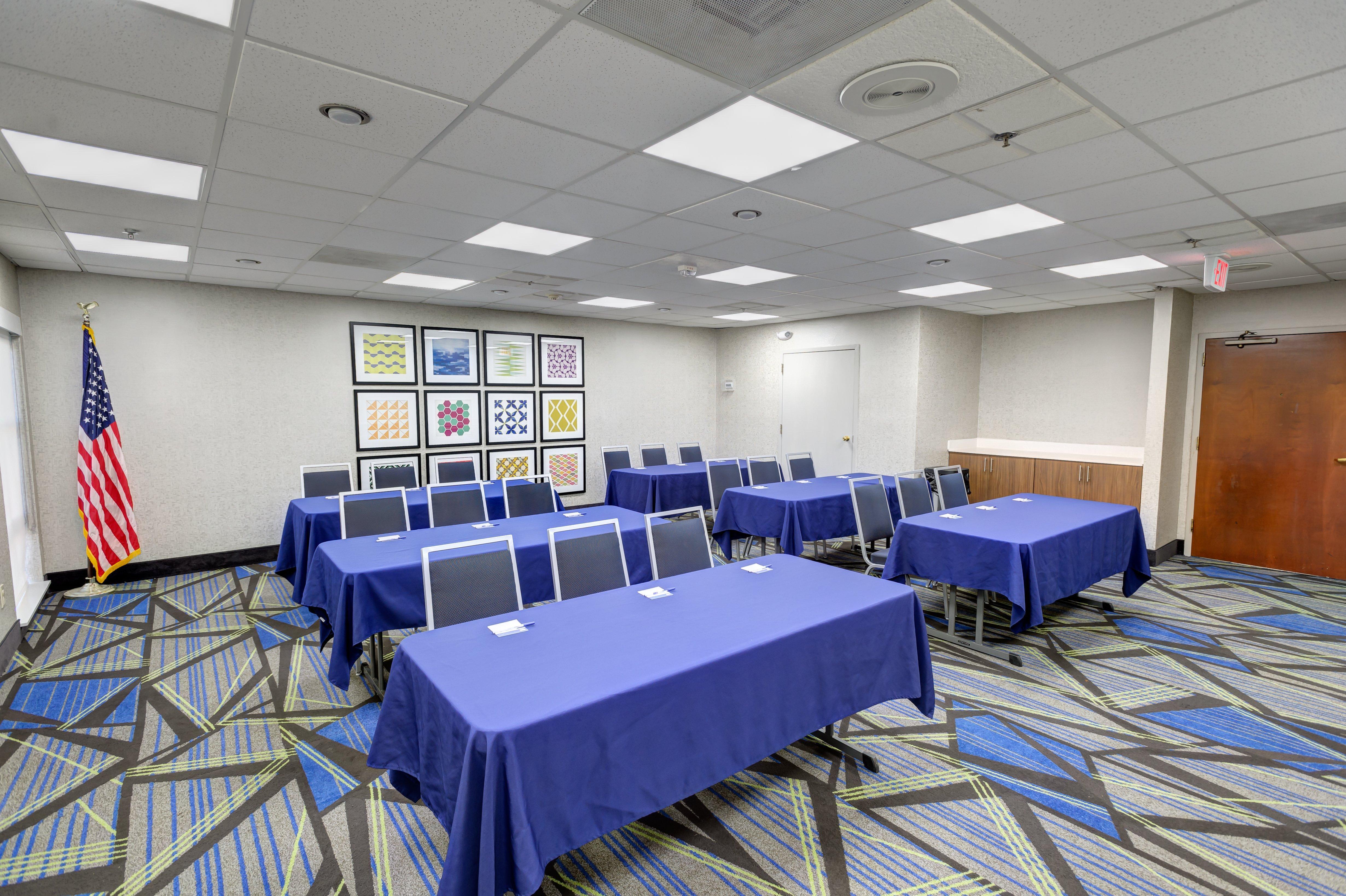 Holiday Inn Express Hillsborough-Durham Area By Ihg Extérieur photo