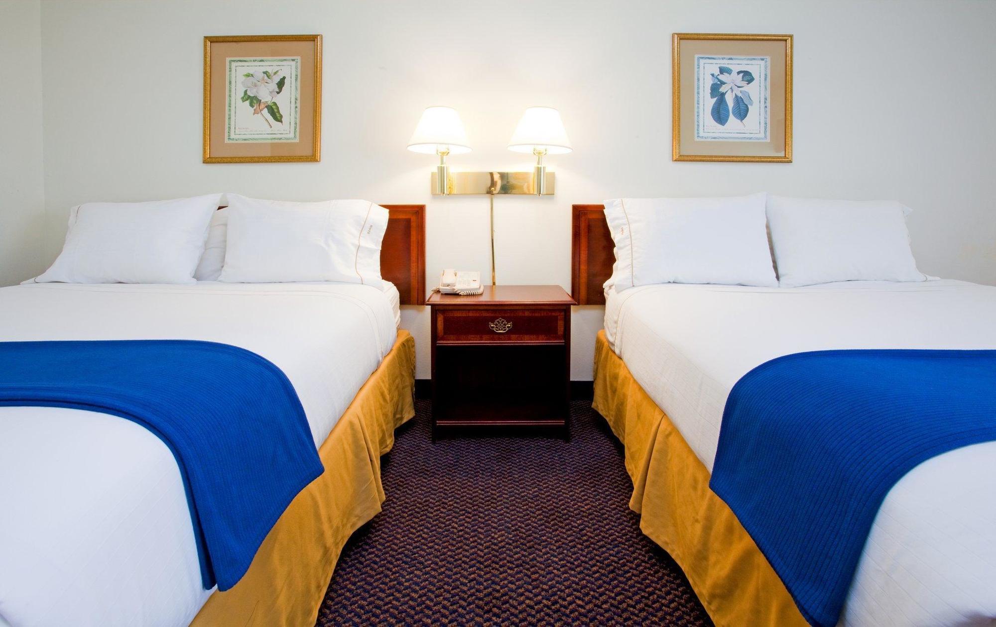 Holiday Inn Express Hillsborough-Durham Area By Ihg Chambre photo